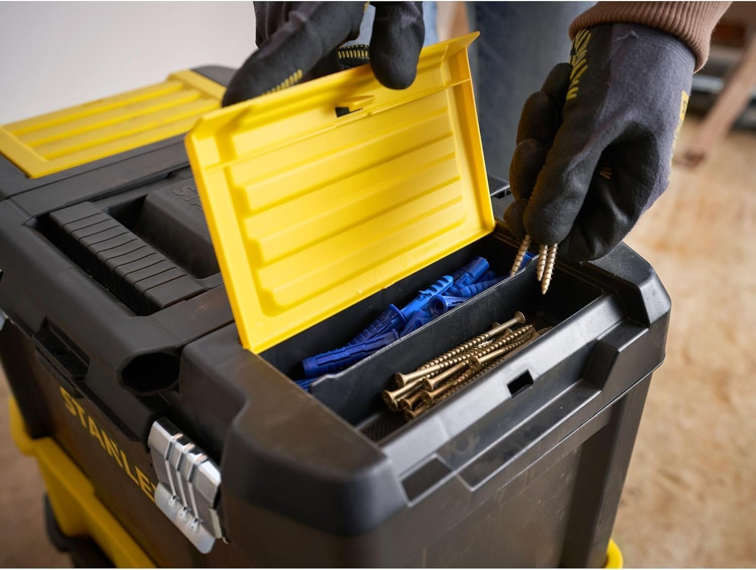 STANLEY Essential Rolling Workshop Toolbox, 3 Tier Stackable Units